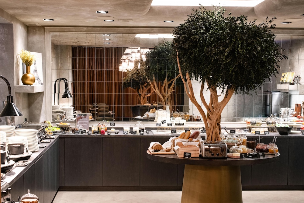 Radisson Collection Astorija Hotel, Vilnius 13/66