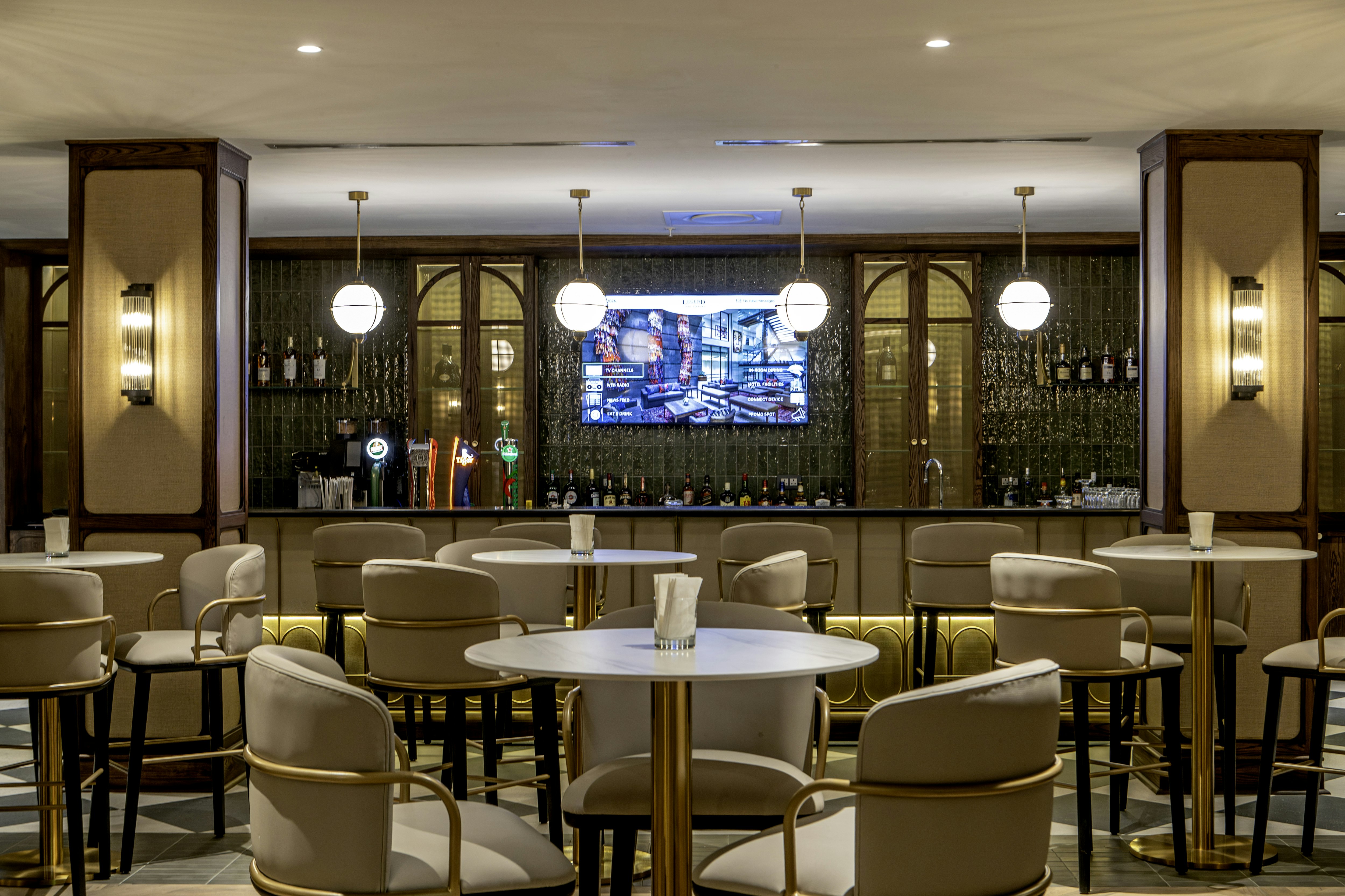 Legend Hotel Lagos Airport Curio Collection By Hilton 49/81