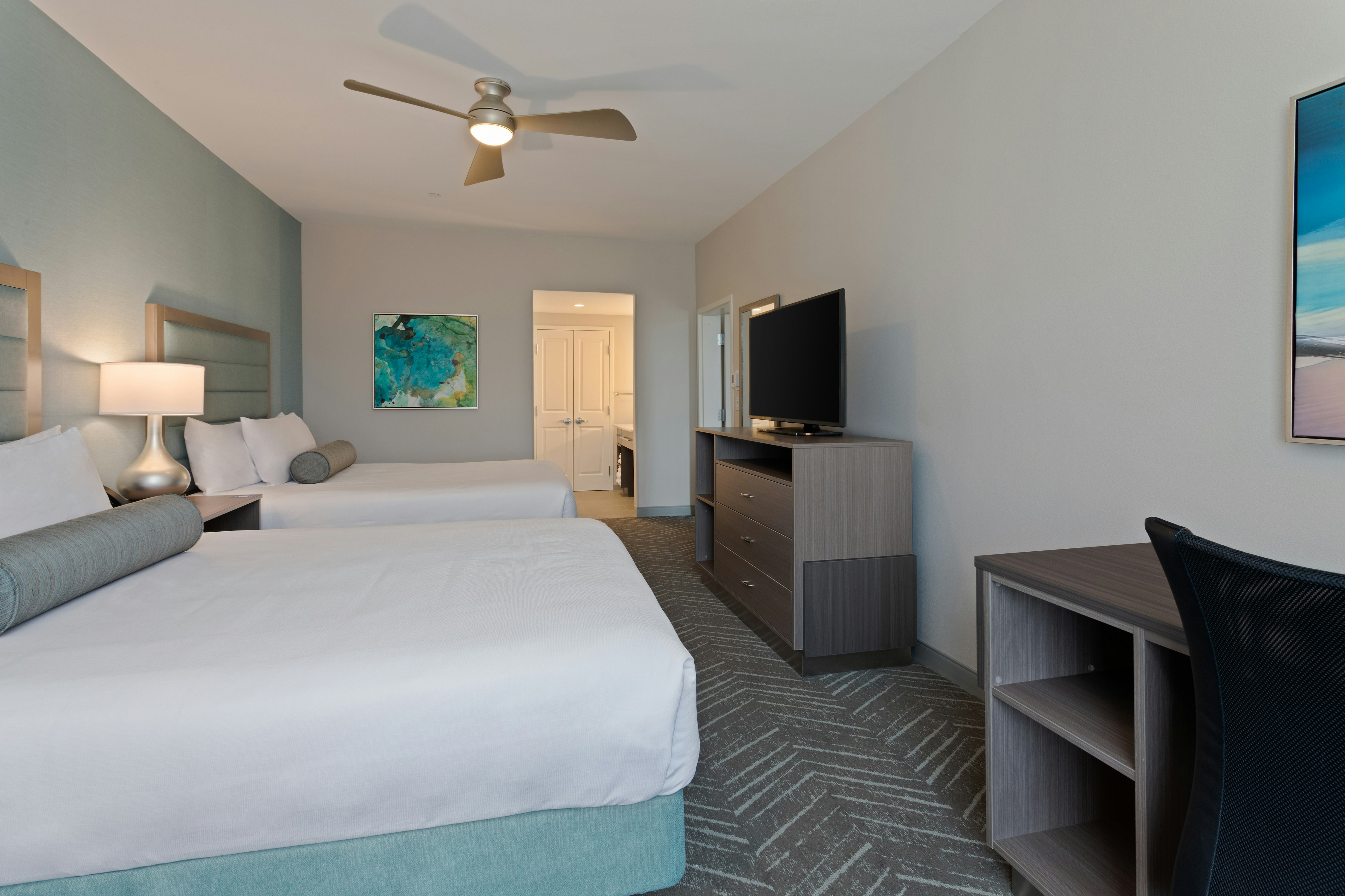 1 BEDROOM, SUITE, 2 QUEEN BEDS