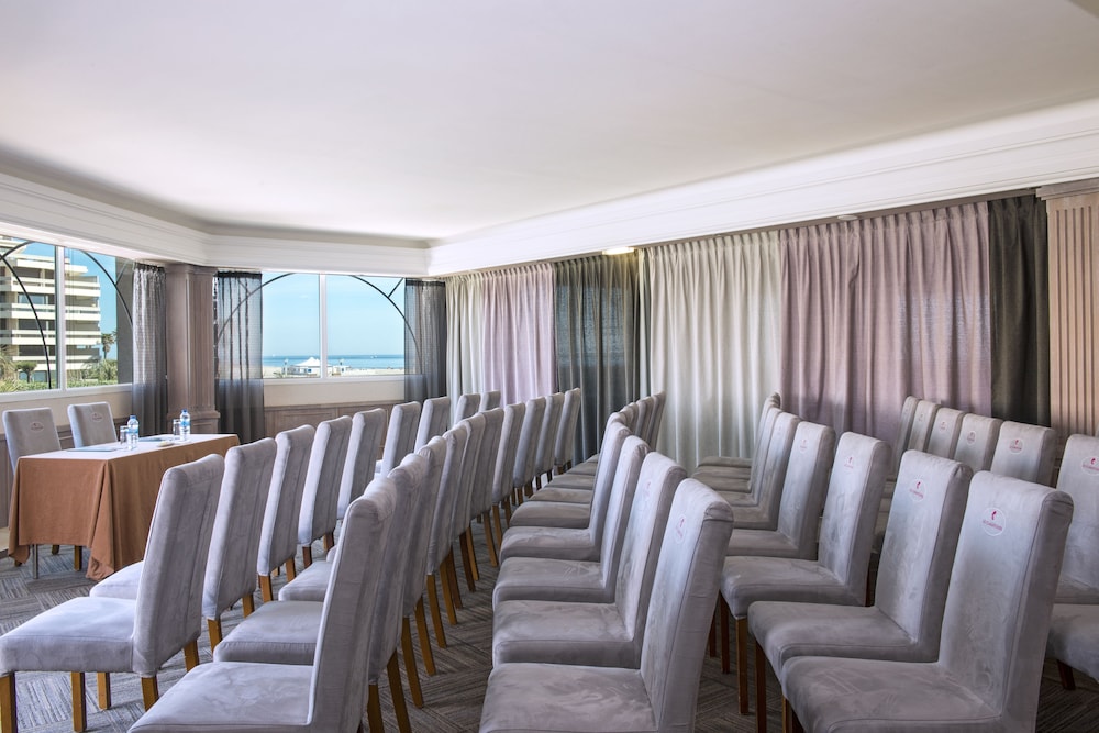 Les Flamants Roses Thalasso Spa 73/83