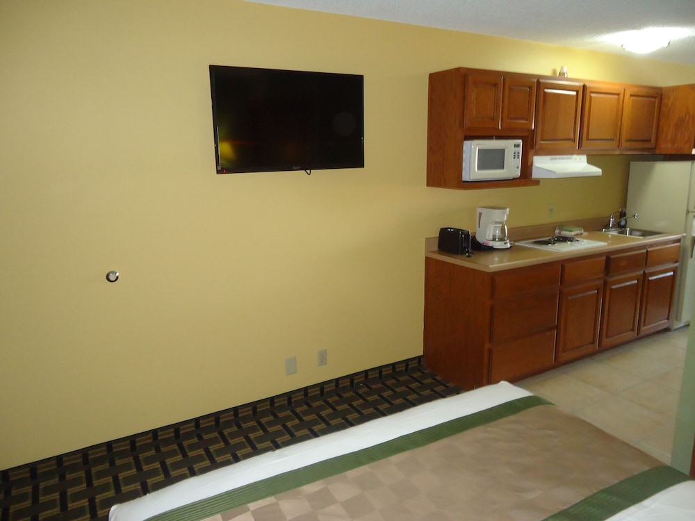 Town House Extended Stay Hotel Downtown 5/64