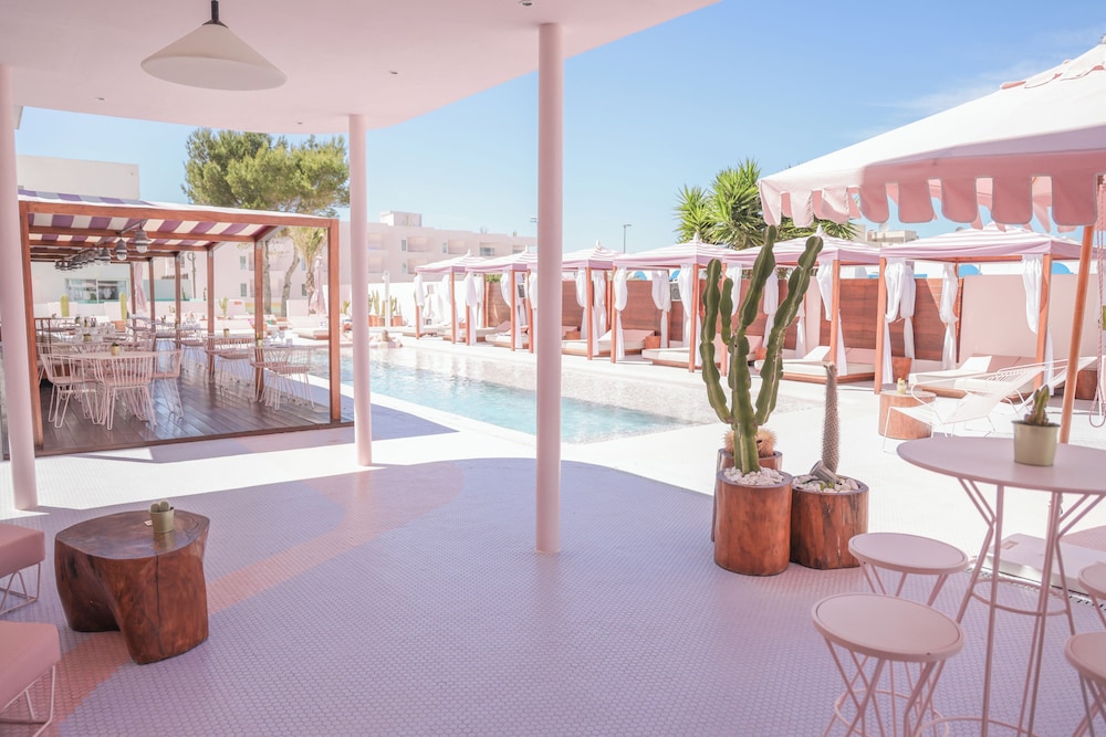 Paradiso Ibiza Art Hotel 35/72