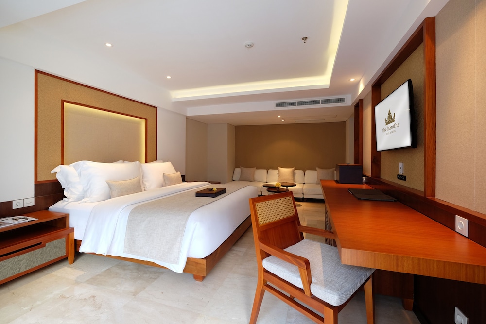 The Bandha Hotel & Suites 30/107
