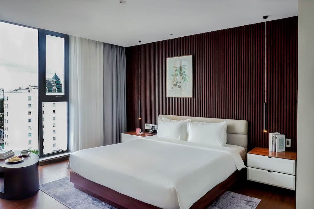 Signature By M Village Le Thanh Ton, a brand of Modern Village Lifestyle 18/59