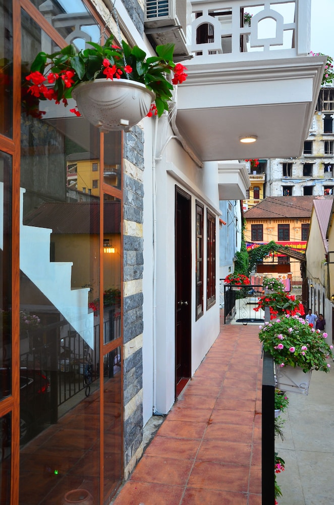 Chapa Dew Boutique Hotel 4/55