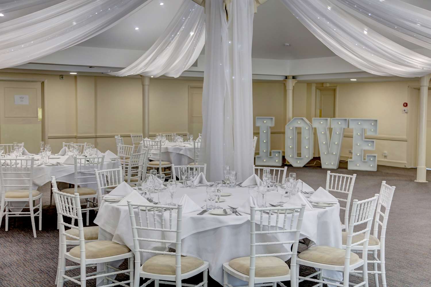 Best Western Chilworth Manor Hotel 41/53