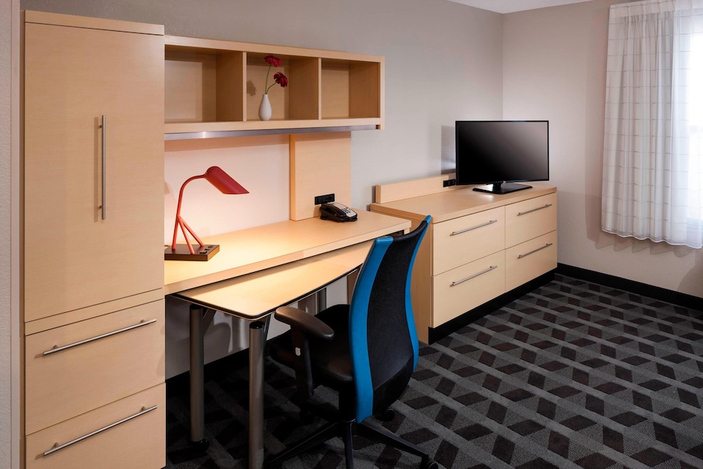 TownePlace Suites by Marriott Columbus NE 44/50