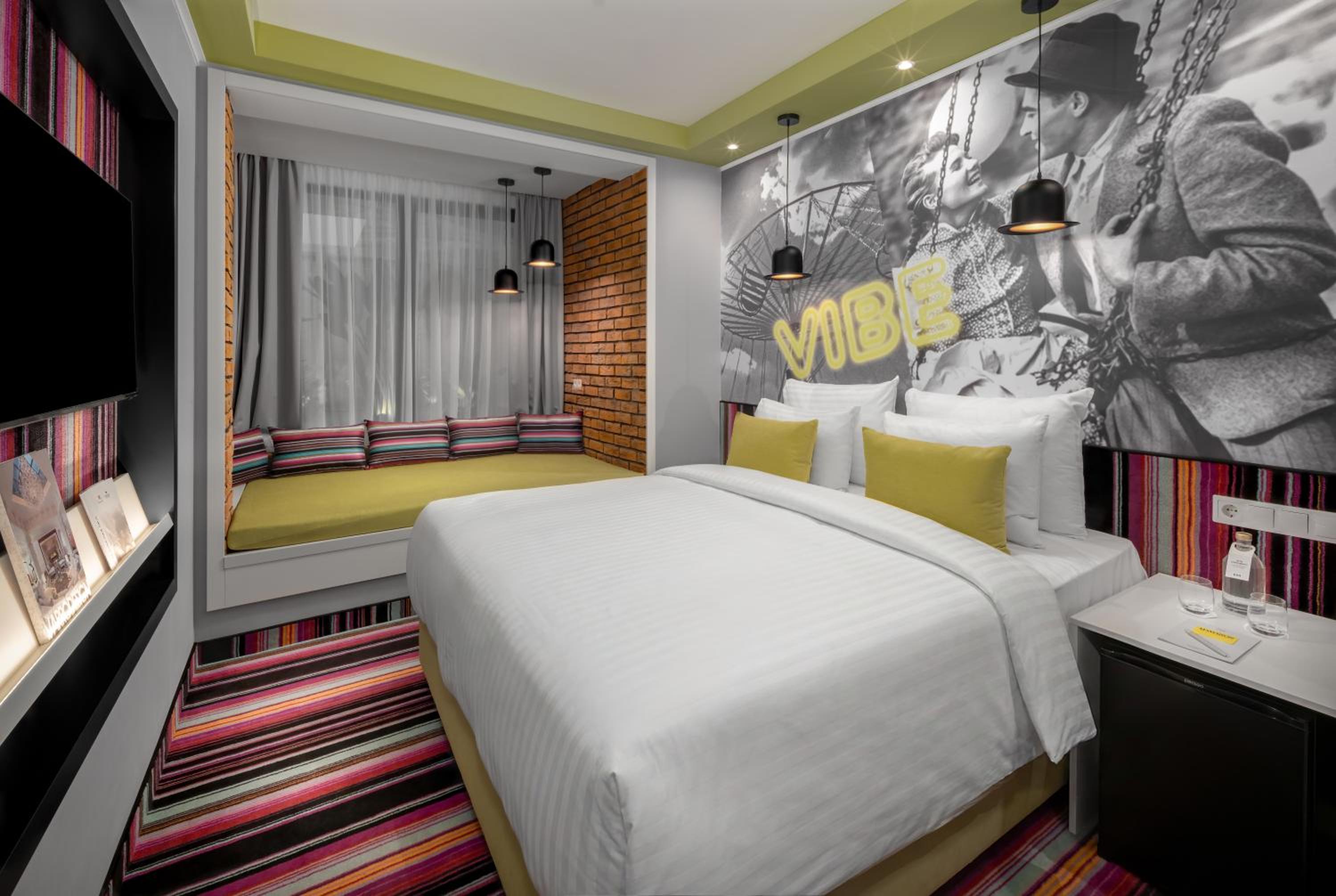 Vibe, Double Bed