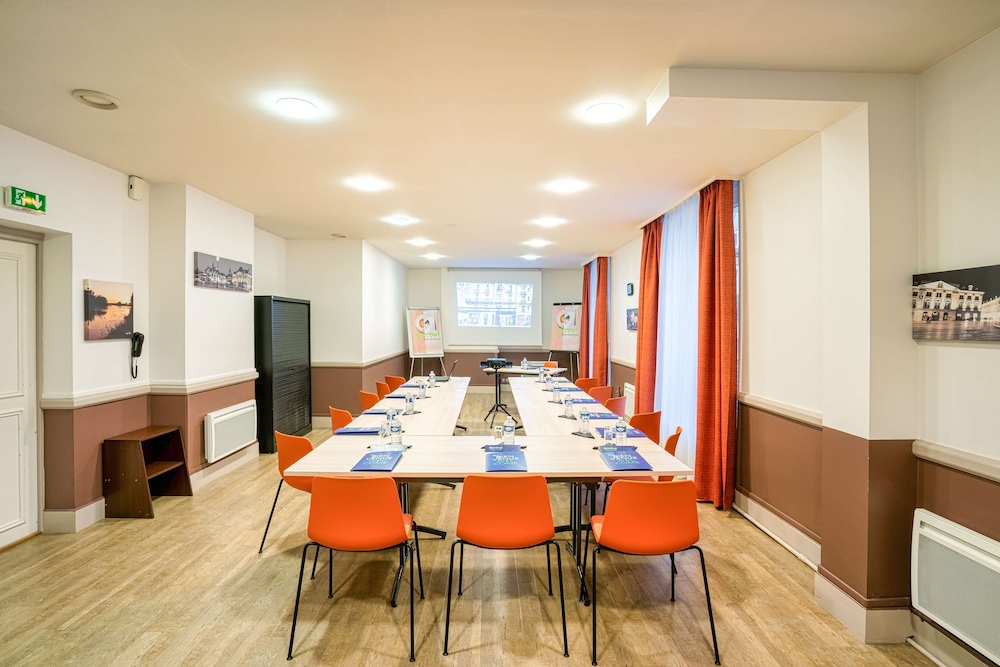 Campanile Orleans Centre 25/31