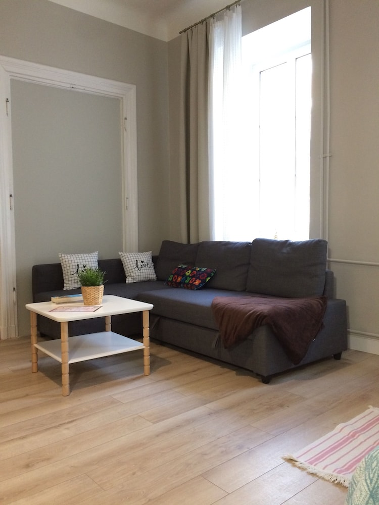 Chillout Hostel 45/70