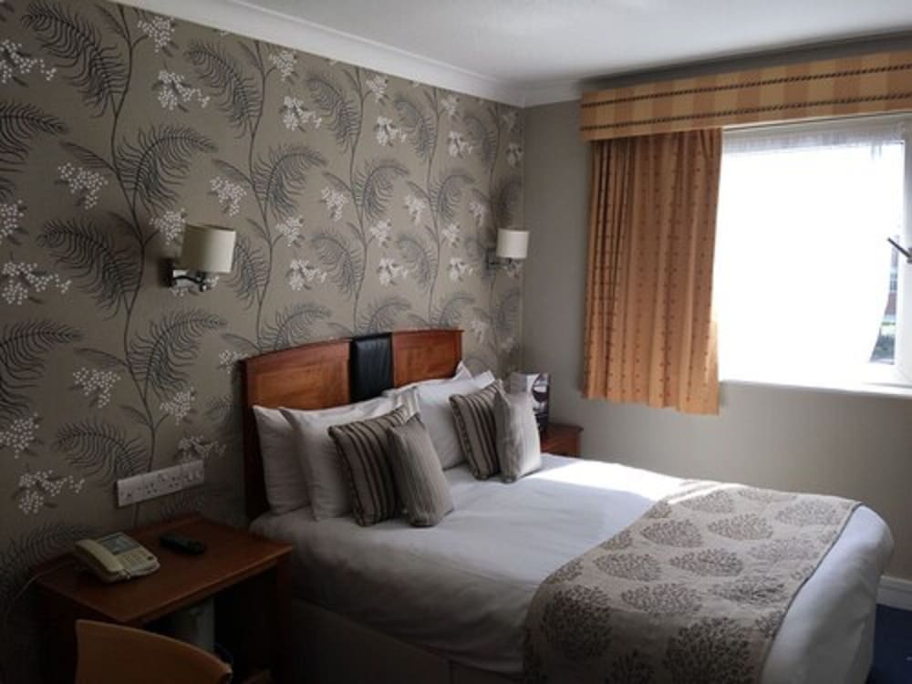 Red Lion Hotel 26/35