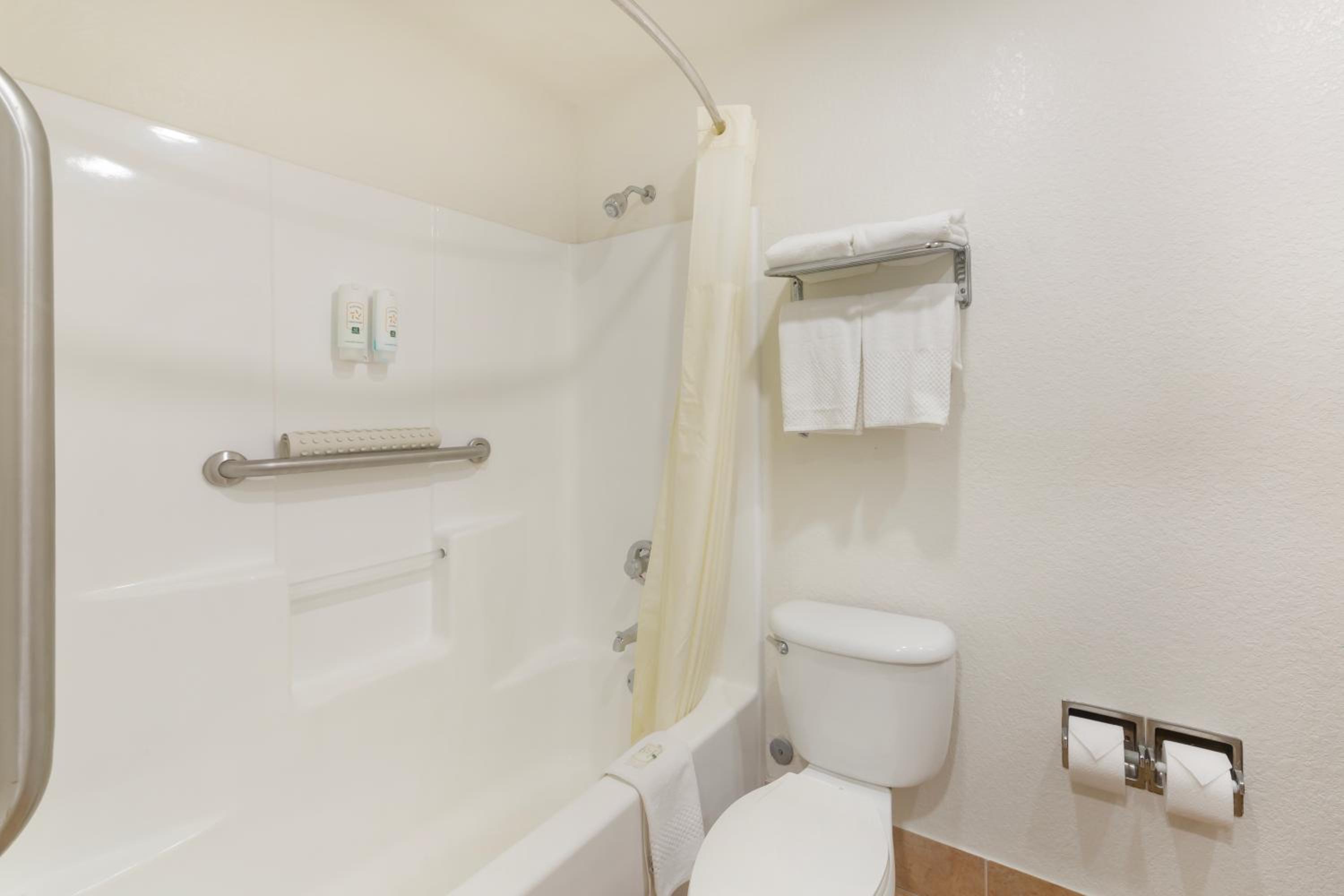 غرفة خارجية بسرير كينج، Quality Inn Florida City - Gateway To The Keys 5/7