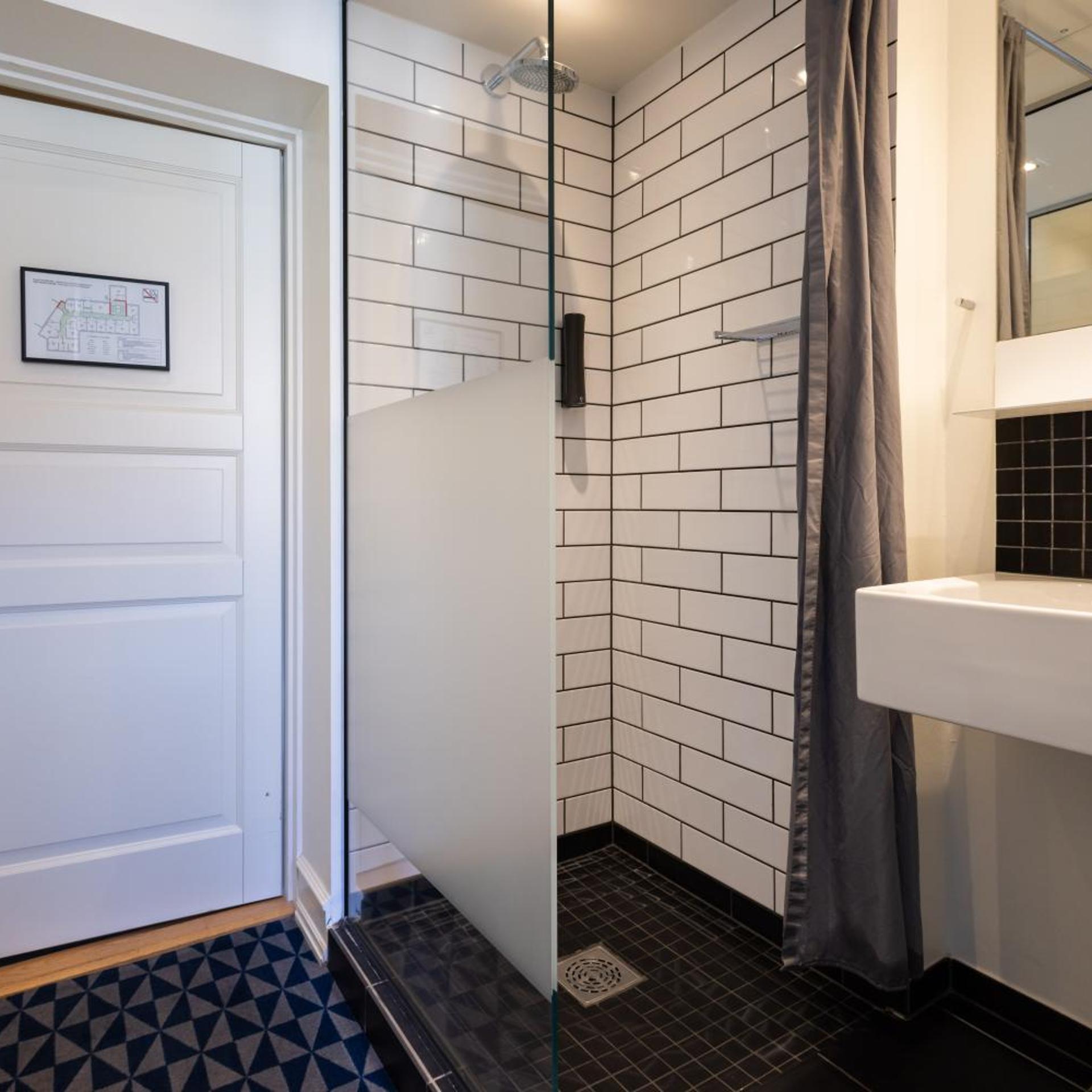 غرفة صغيرة بسرير كوين، Milling Hotel Ritz Aarhus City 10/10