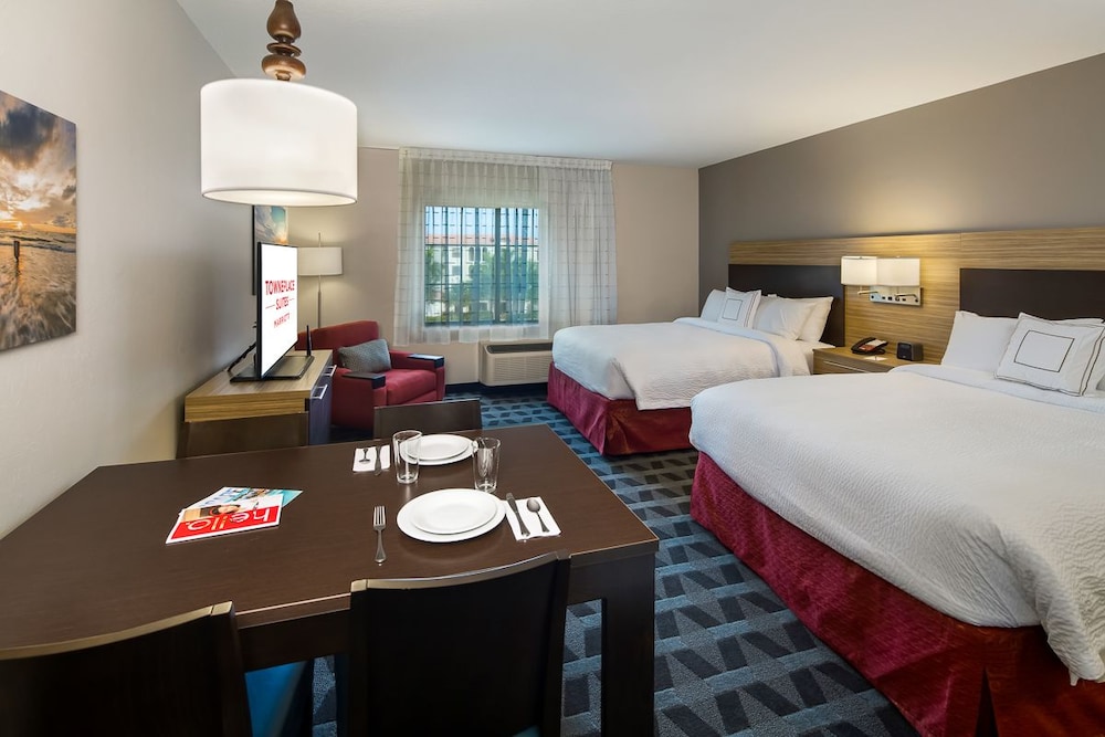 TOWNEPLACE SUITES BY MARRIOTT FORT MYERS ESTERO 19/50
