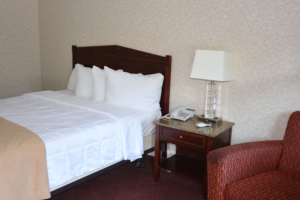Atlantic Inn and Suites - Wall Township 13/34