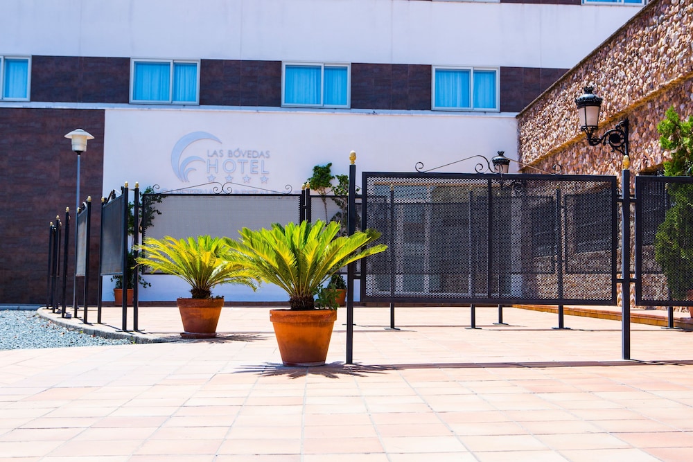 Las Bovedas Hotel 8/68