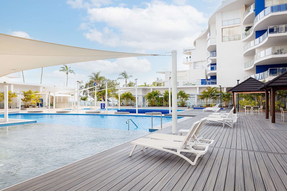 Oaks Hervey Bay Resort and Spa، خليج هيرفي 30/68