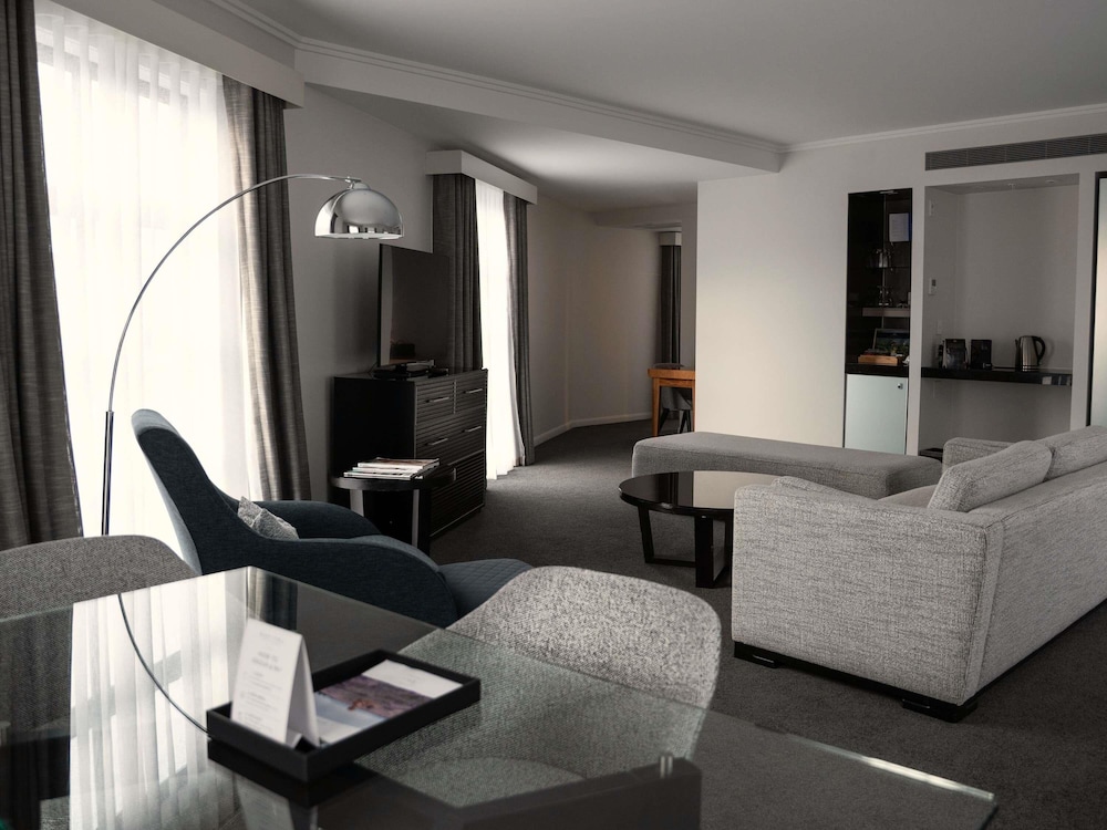 Sofitel Queenstown Hotel and Spa 39/58