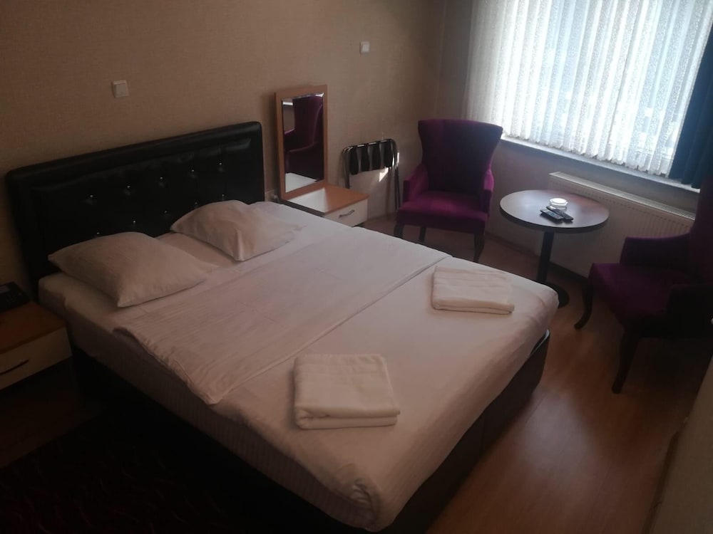 Bordo Hotel 10/38