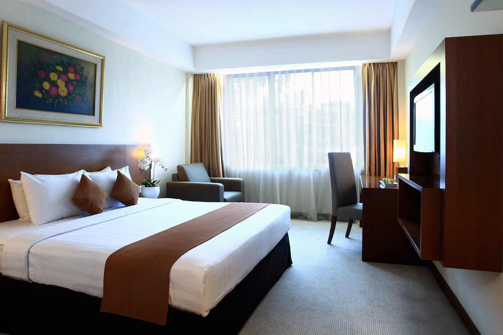 Aston Tanjung Pinang Hotel and Conference Center 12/56