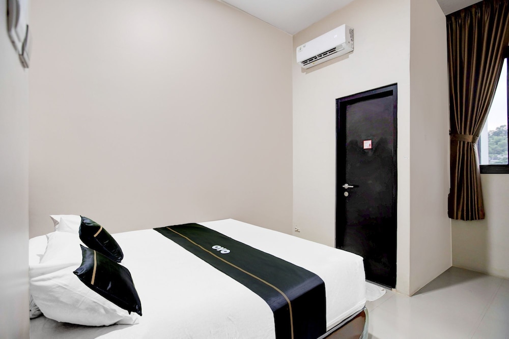 Hotel O Balikpapan near Siloam Hospital formerly Syafla Guest House 23/45