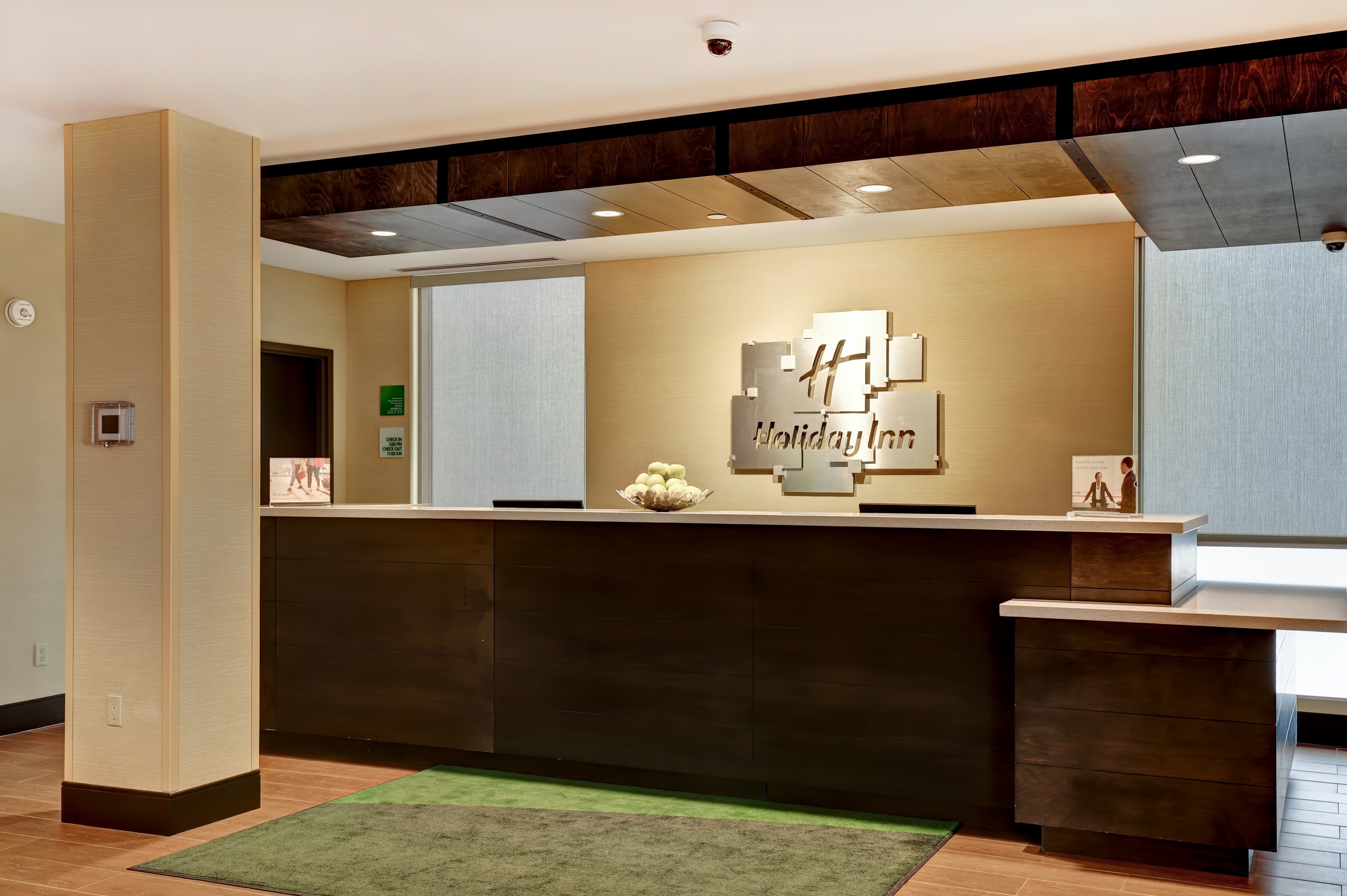 Holiday Inn Mississauga Toronto West 12/78