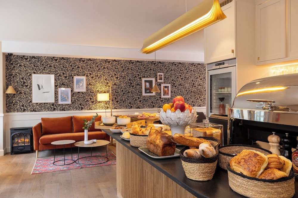 Le Petit Oberkampf Hotel and Spa 37/56