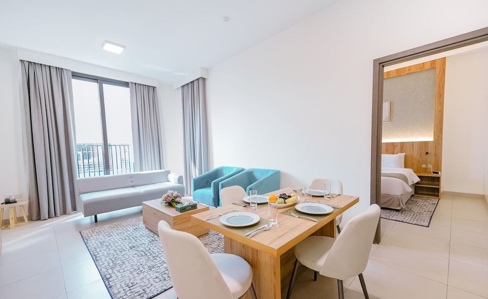 Azur Regency Hotel Apartments 26/43