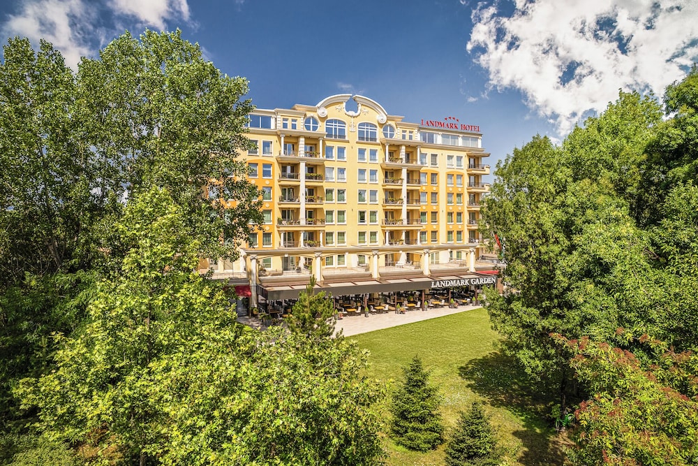 Landmark Creek 2/39