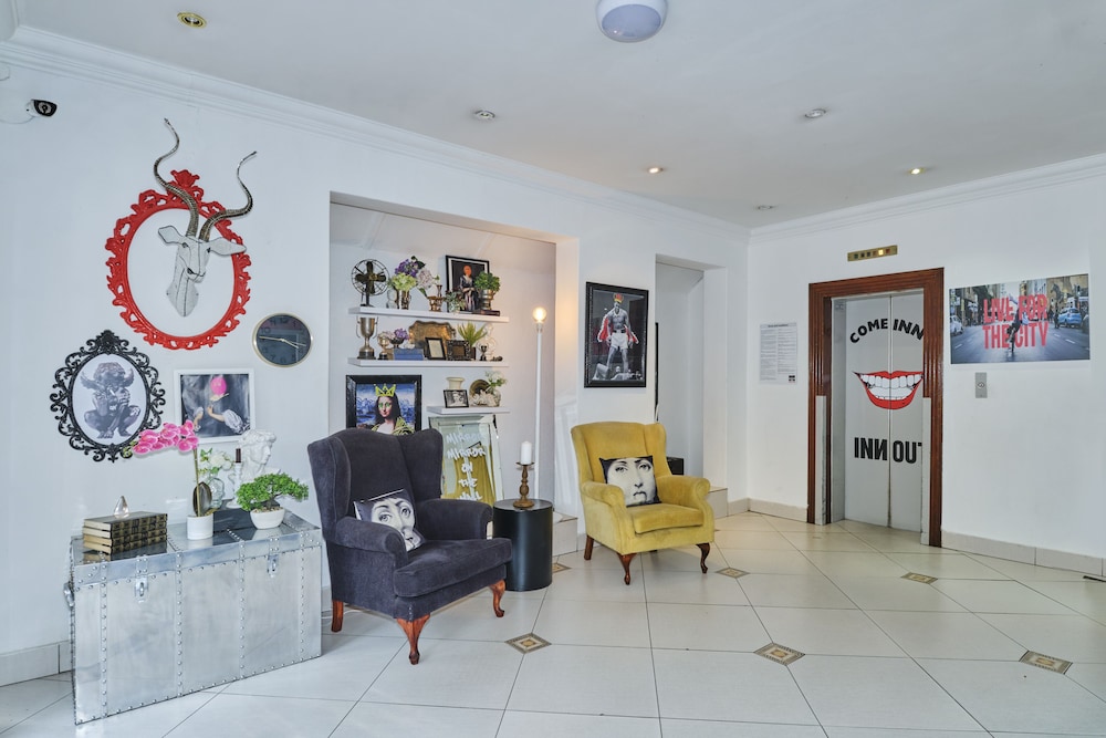 Inn & Out Sandton Park 3/37