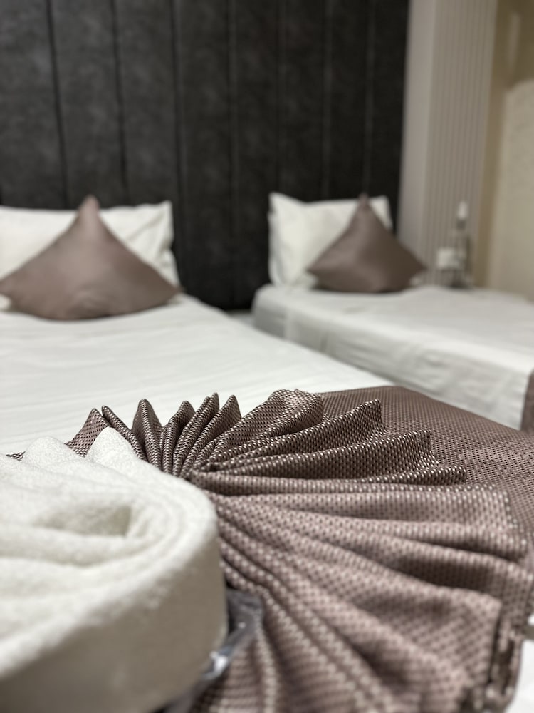 Divas Silver Hotel 50/71