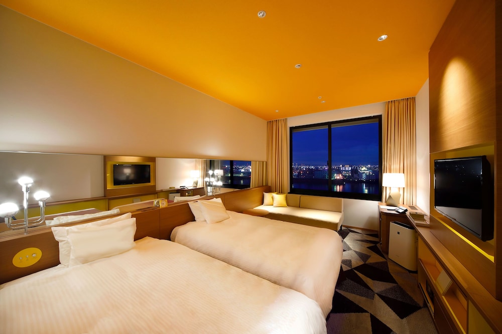 غرفة سوبيريور ثلاثية بسريرين منفصلين مع أريكة، Hotel Universal Port Vita 10/10