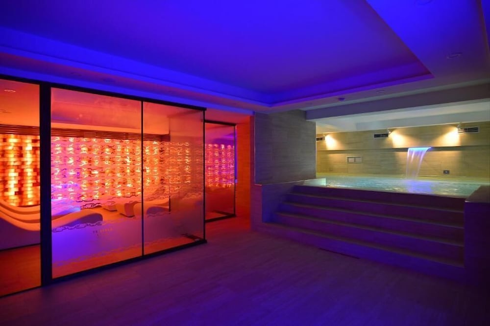 Te Stela Resort 33/67