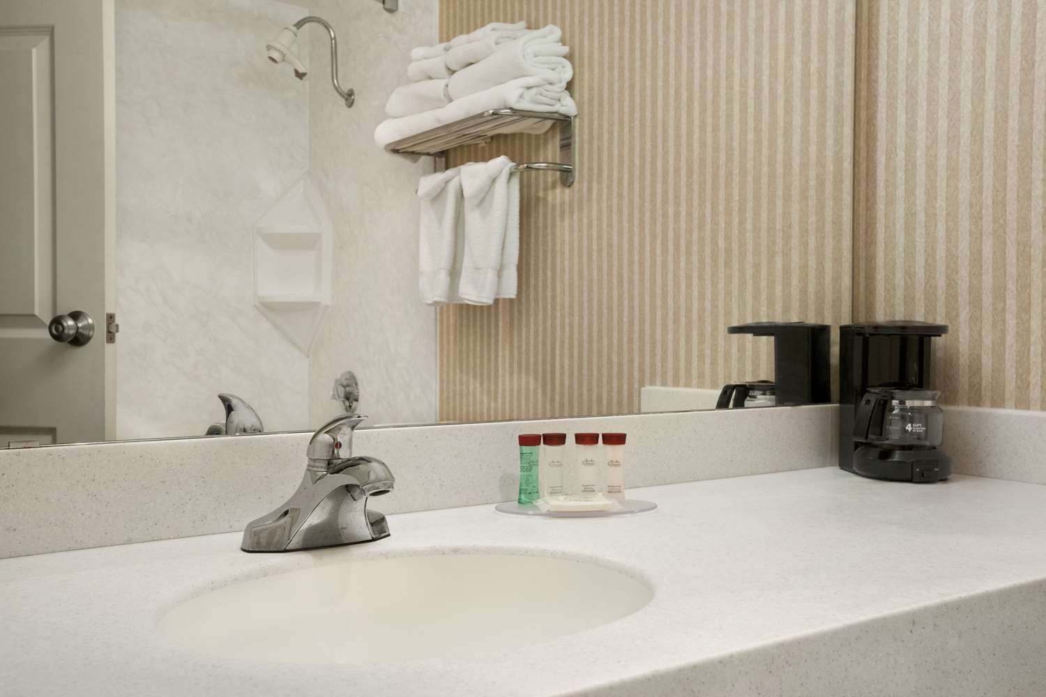 Bangor Grande Hotel and Conference Center 57/58