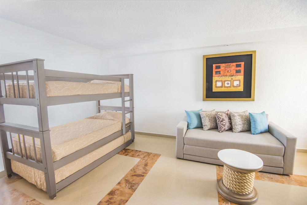 Sunscape Cancun - All-Inclusive Resort 52/80