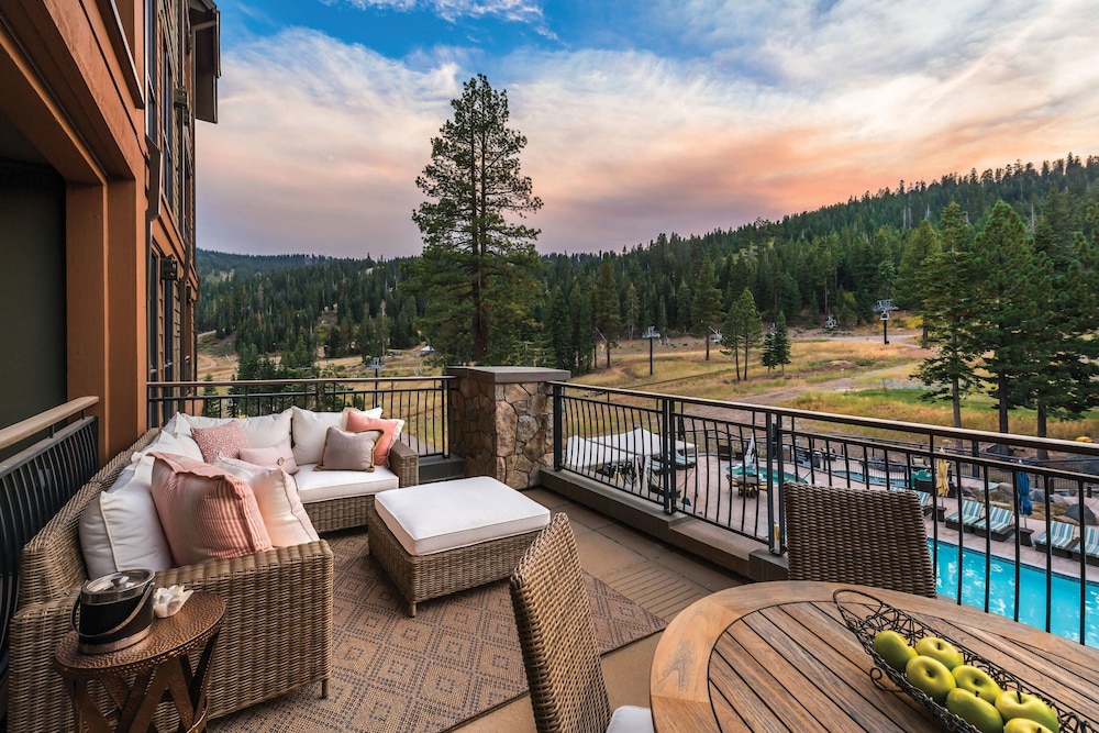 The Ritz Carlton Lake Tahoe 4/58