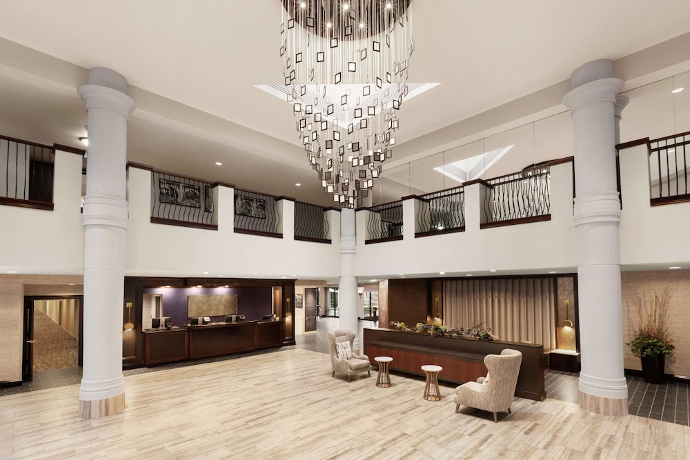 Doubletree By Hilton Mclean Tysons 33/71