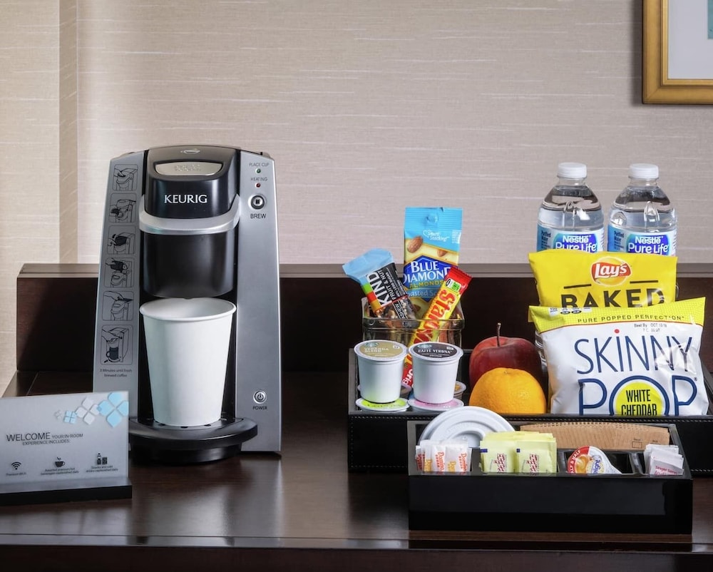 Hilton Garden Inn Pittsburgh Airport South - Robinson Mall 37/48