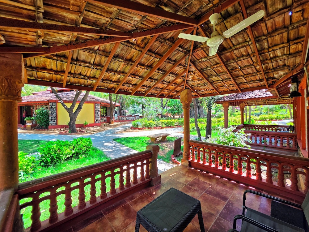 TIGER MOON RESORT 33/60
