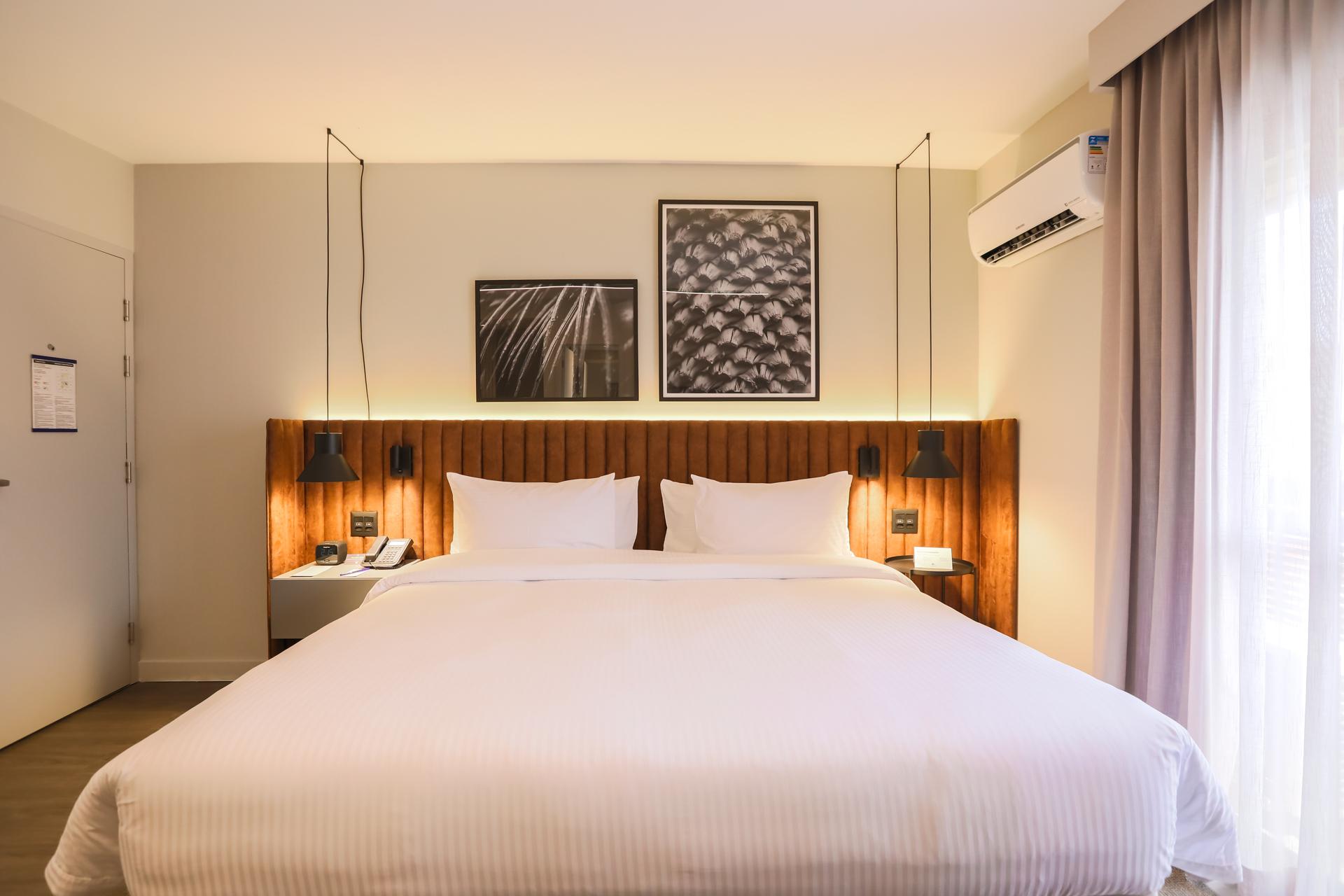Deluxe, Double Bed