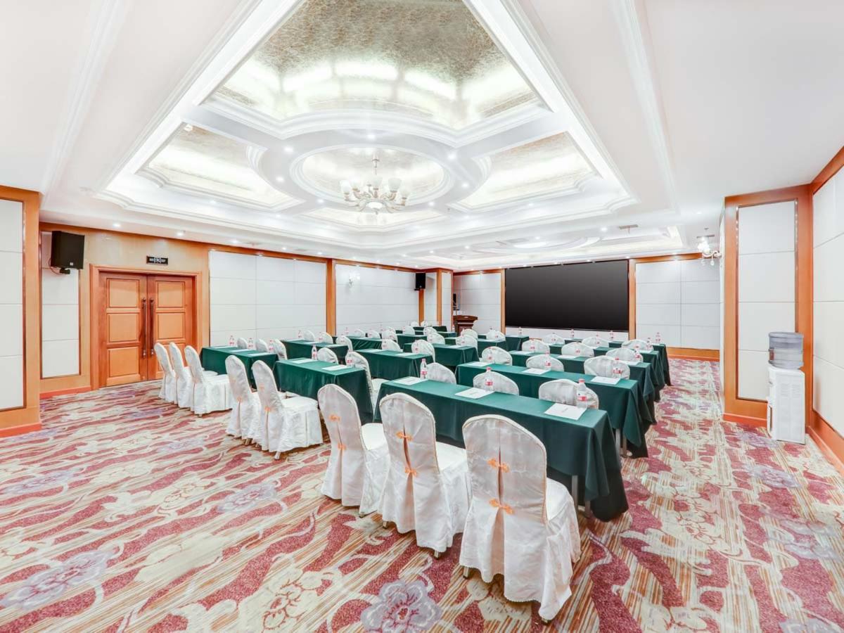 Vienna International Hotel (Wuhan Yellow Crane Tower) 42/50