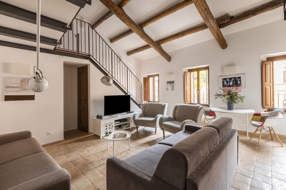Margana Palace 31/50