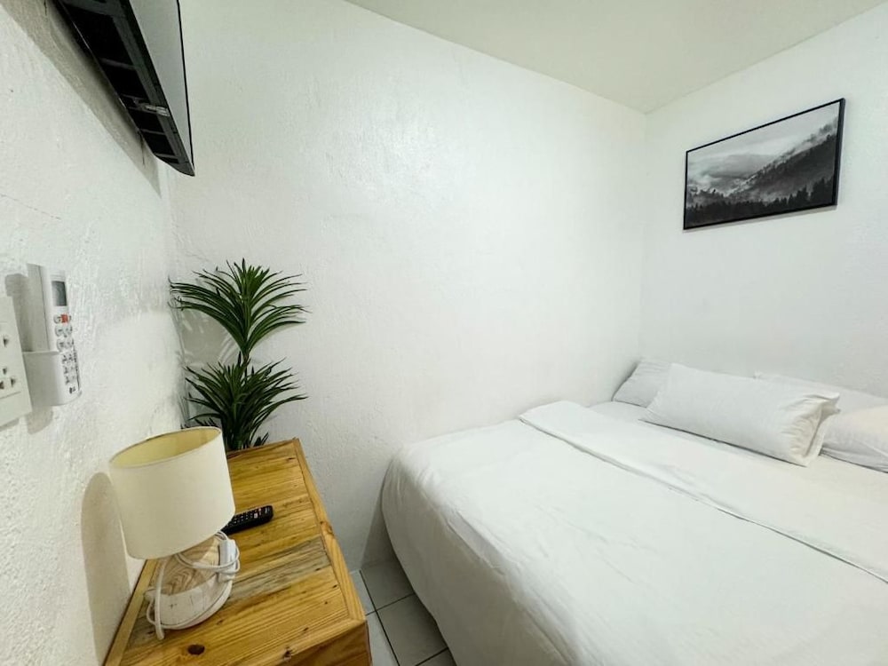 Westcoast Guest House 11/50