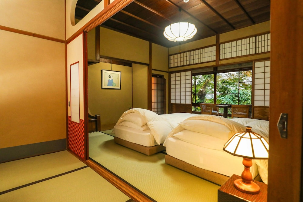 Cultural Property Of Japan Senzairo 17/50