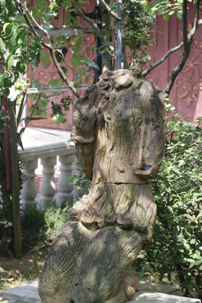 Guest House Caucasus 39/48