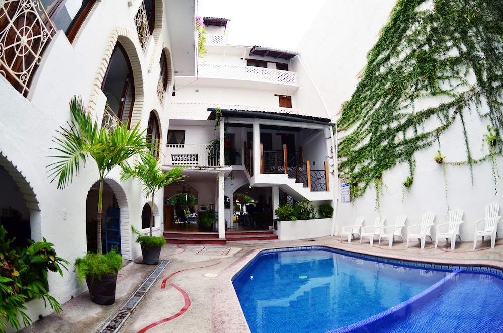 Hotel Hacienda de Vallarta Centro 46/50