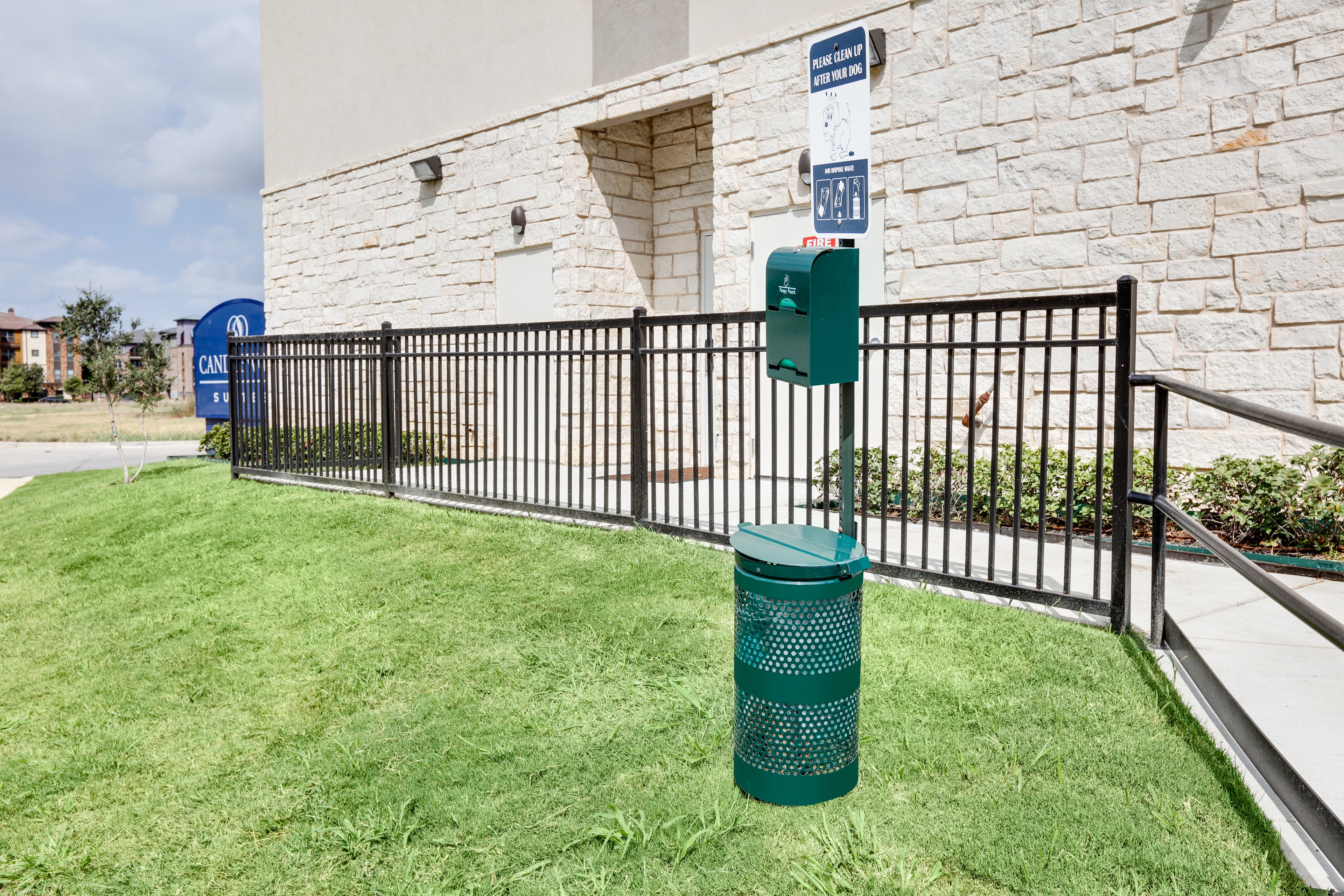 Candlewood Suites Dallas NW Farmers Branch 55/55