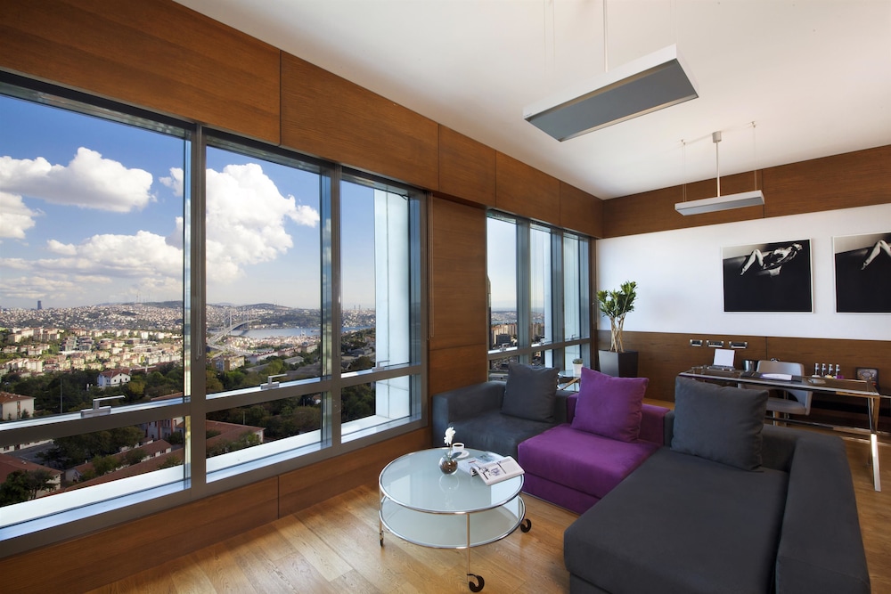 Point Hotel Barbaros 42/62