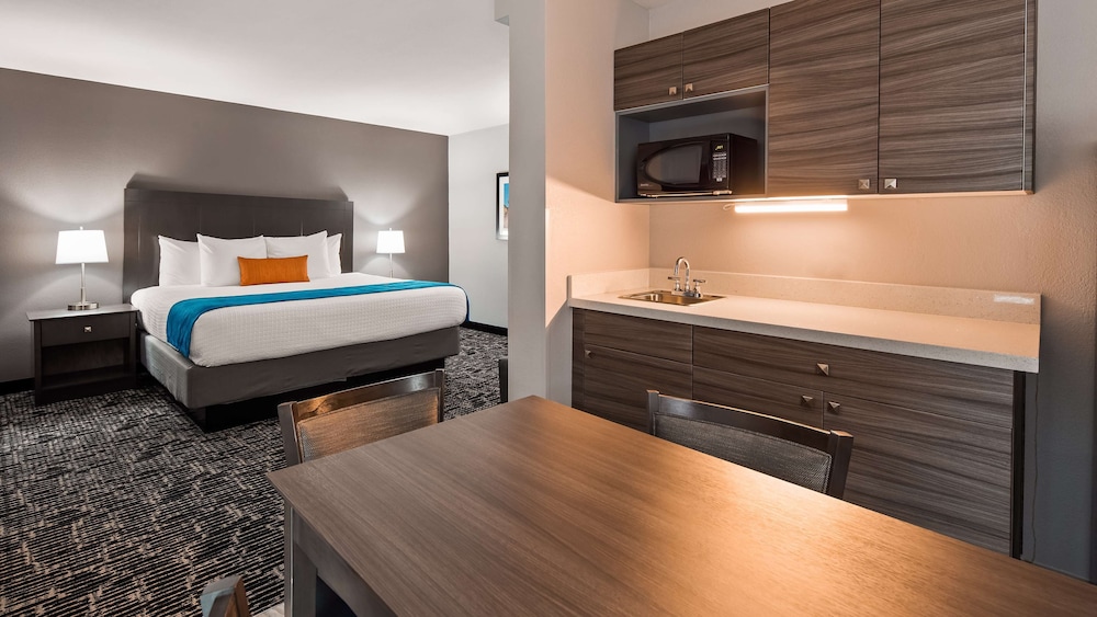 Best Western Plus Sun Canyon 17/43