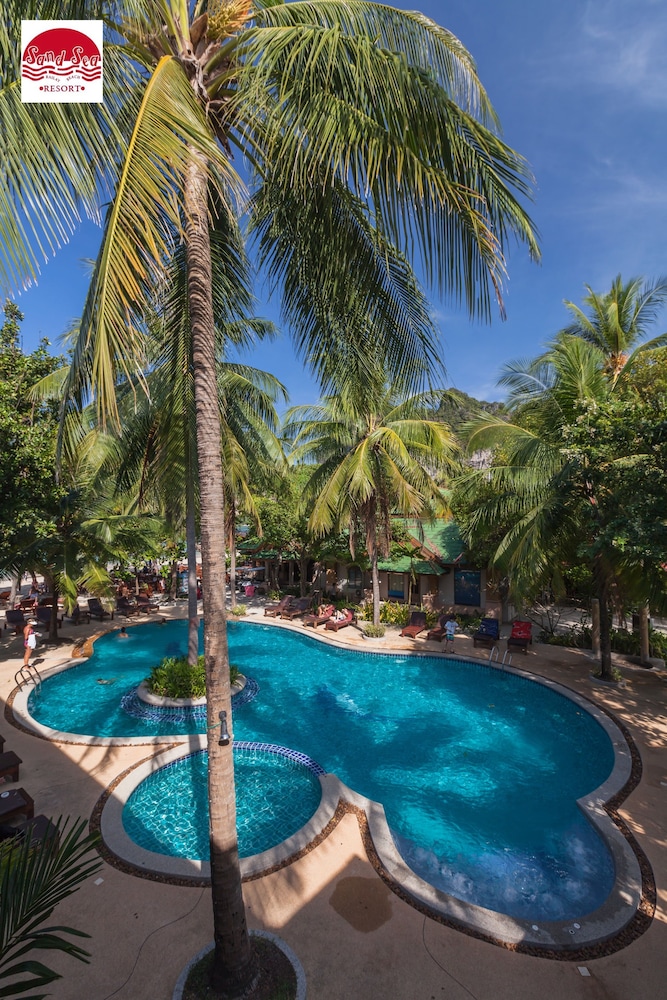 Sand Sea Resort Railay Beach 11/81
